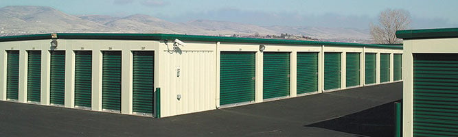 build storage units business